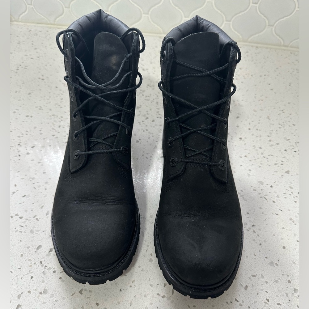 Timberland Black Waterville 6IN Waterproof Boot A15QY Women’s size 9 CLEAN! - Picture 3 of 5